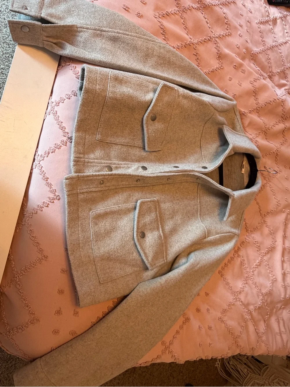 Hem & Thread flap beige tone