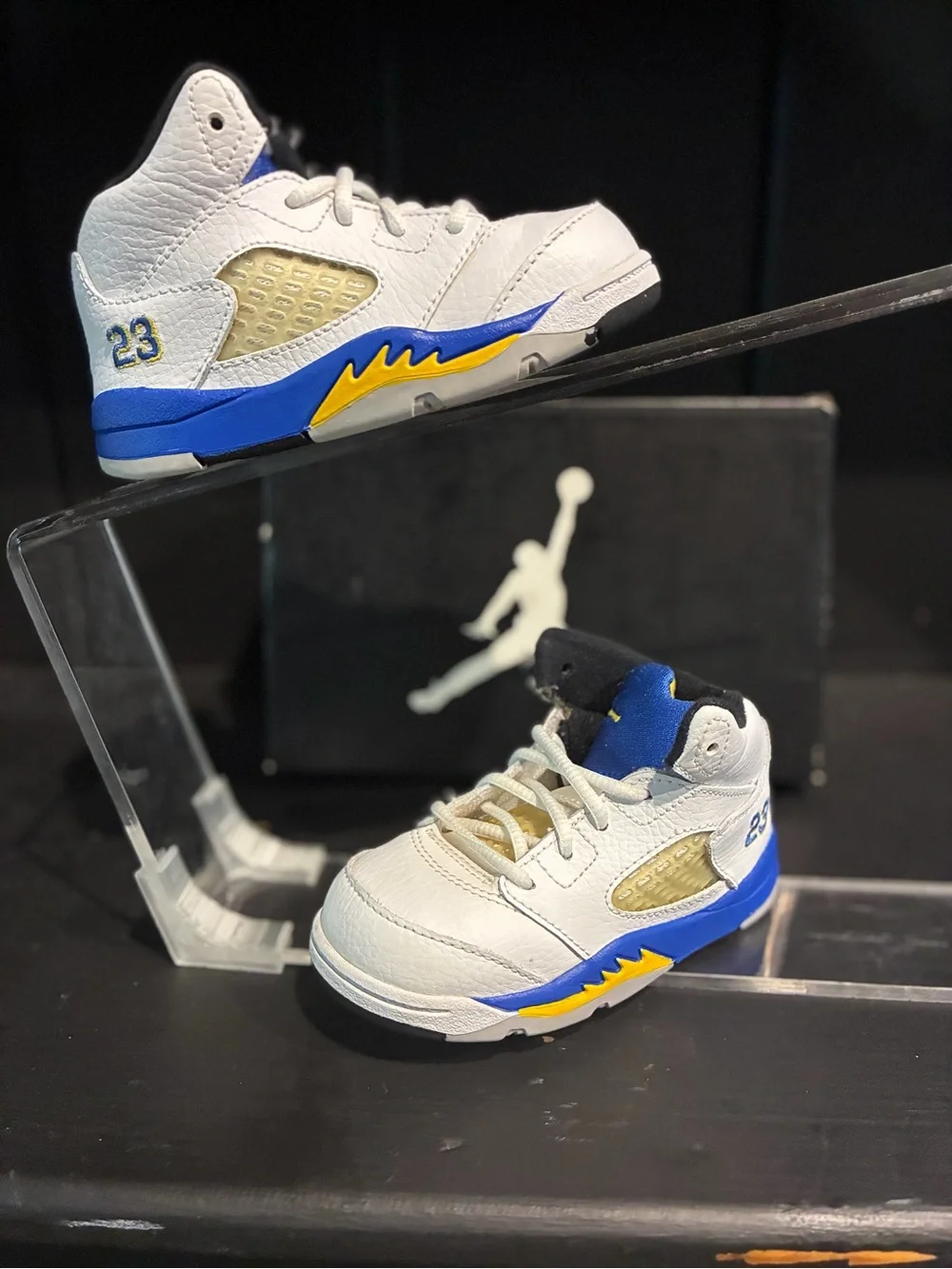 Air Jordan 5 Retro ‘Laney’  Size 6c