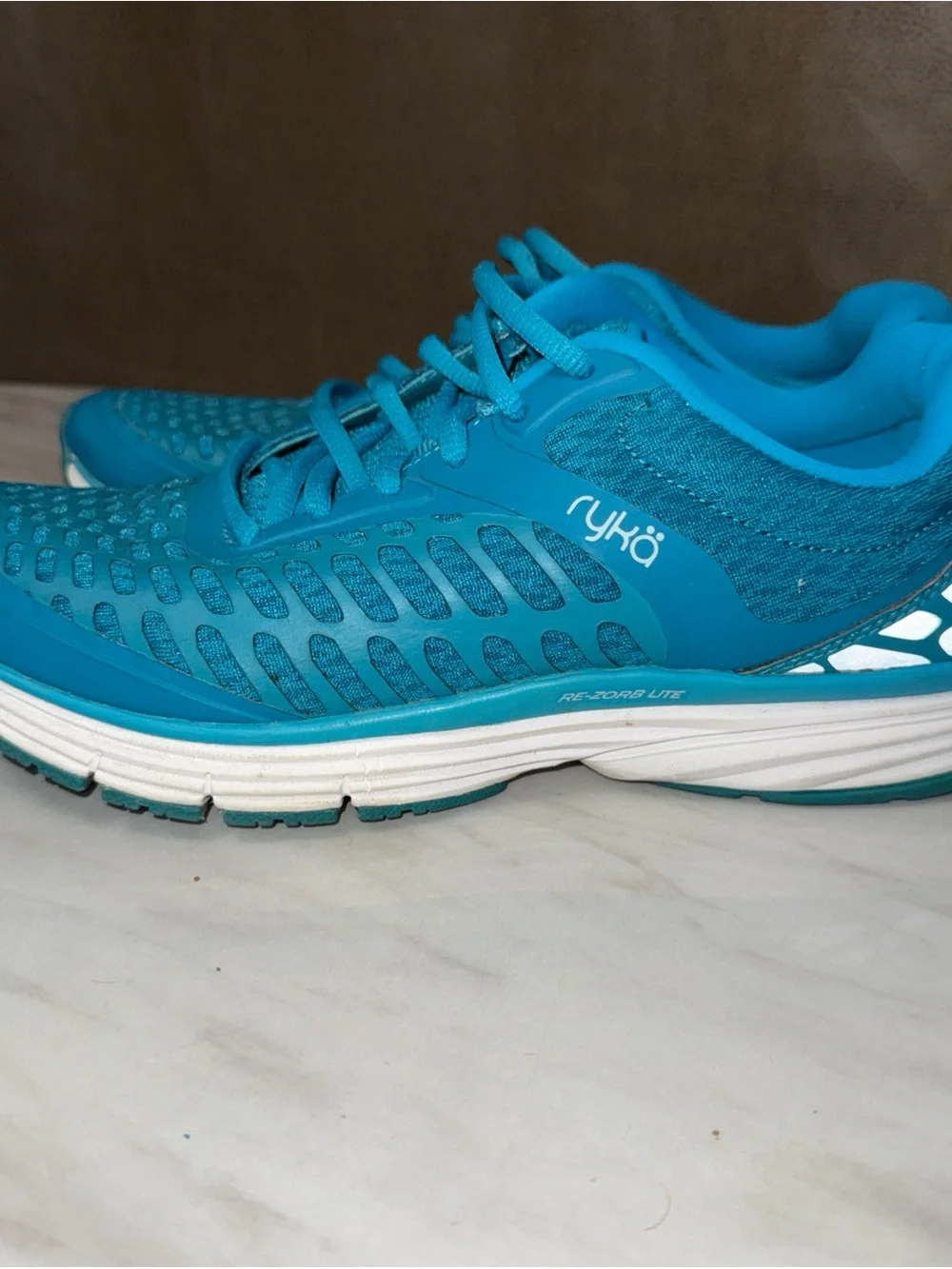 RYKA RAE Women's Blue Green Walking Running Training Sneakers Size 8