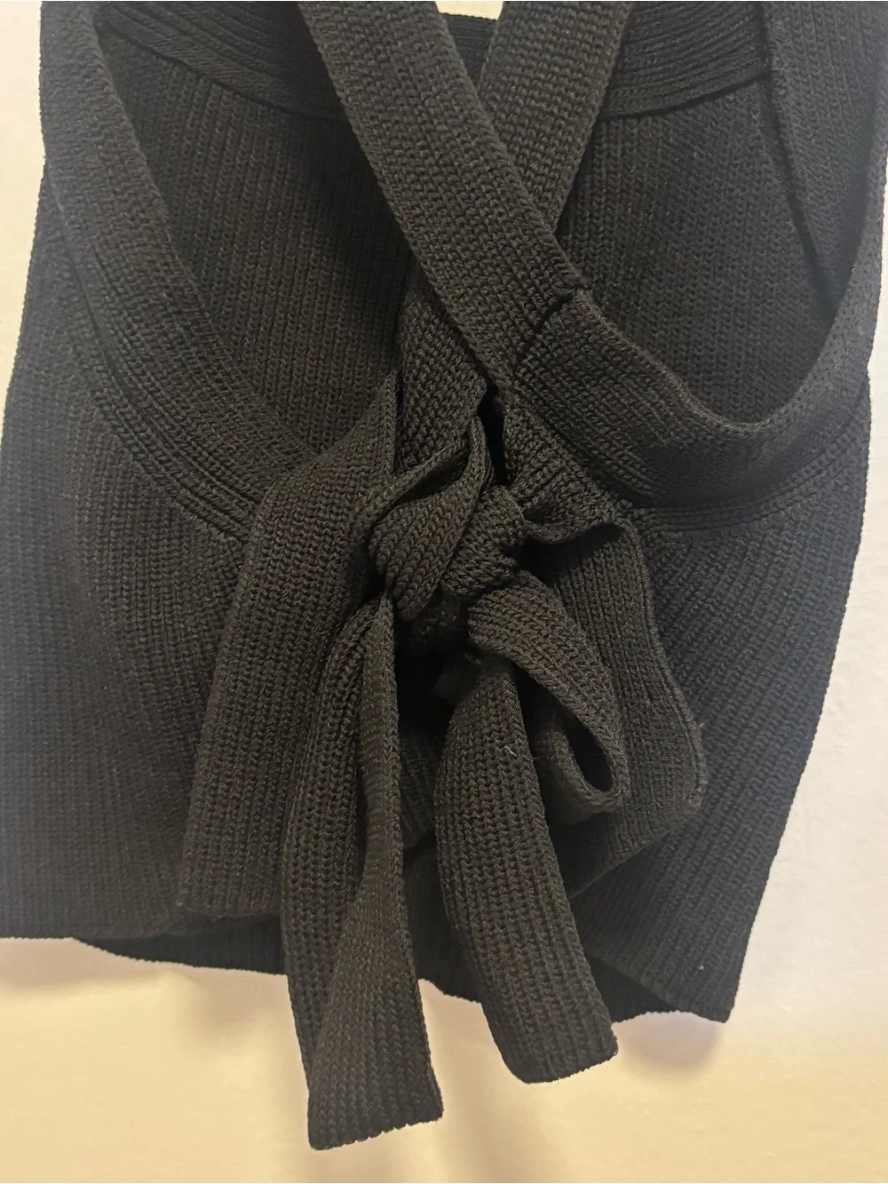Black Knit Cropped Tie Back Tank Top Size L Like new