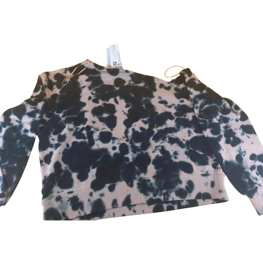 525 America fabric sweater