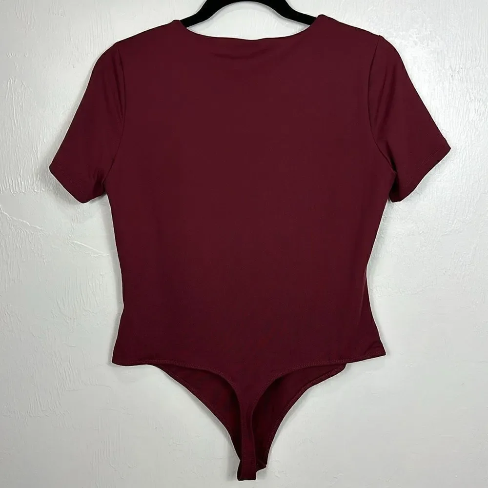 House of Harlow 1960 short sleeves