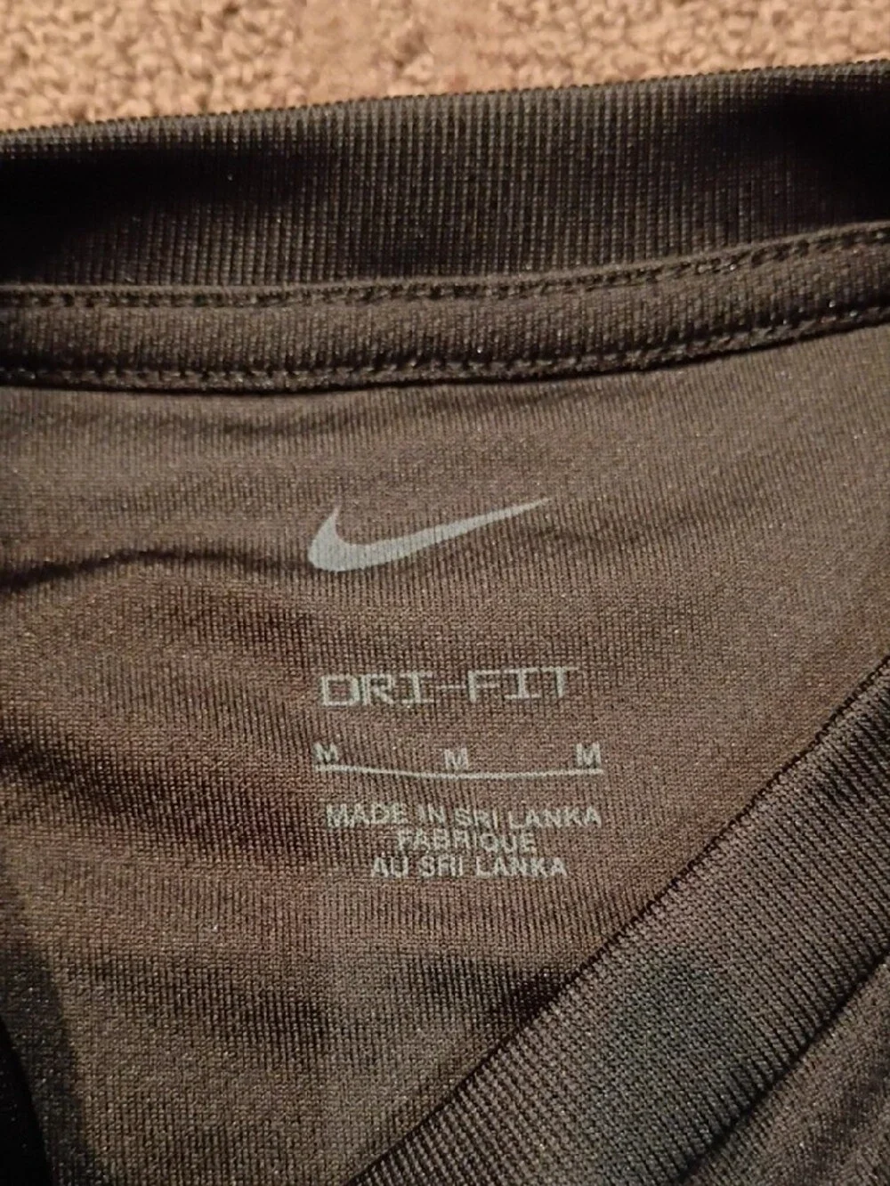 Nike crew front