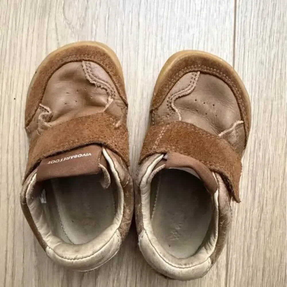 Vivobarefoot Toddler Shoes size 22 or size 6c us