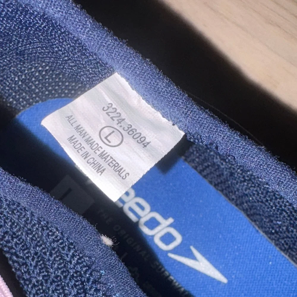 Speedo stylish sneakers