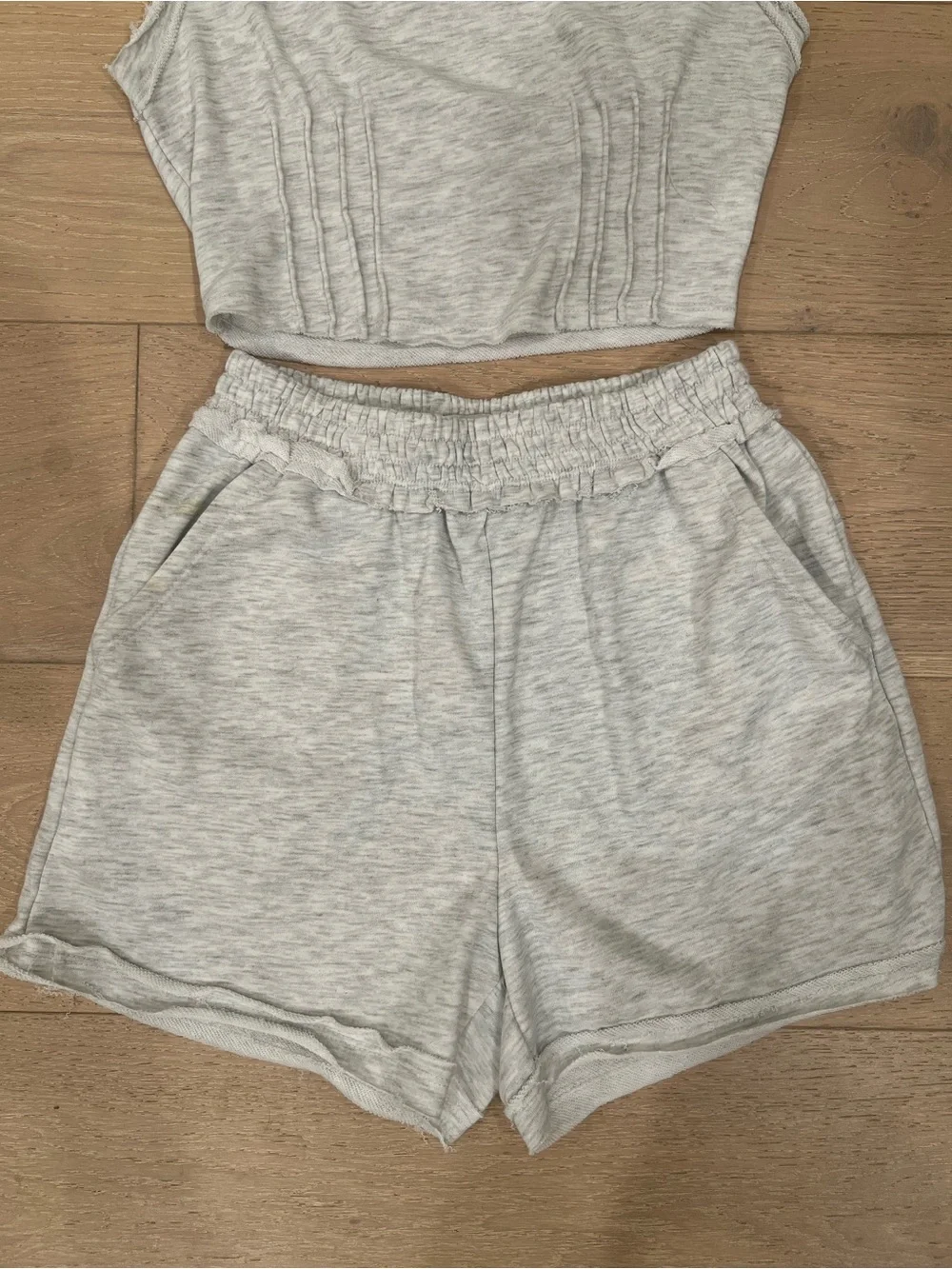 Paper Crane wear gray