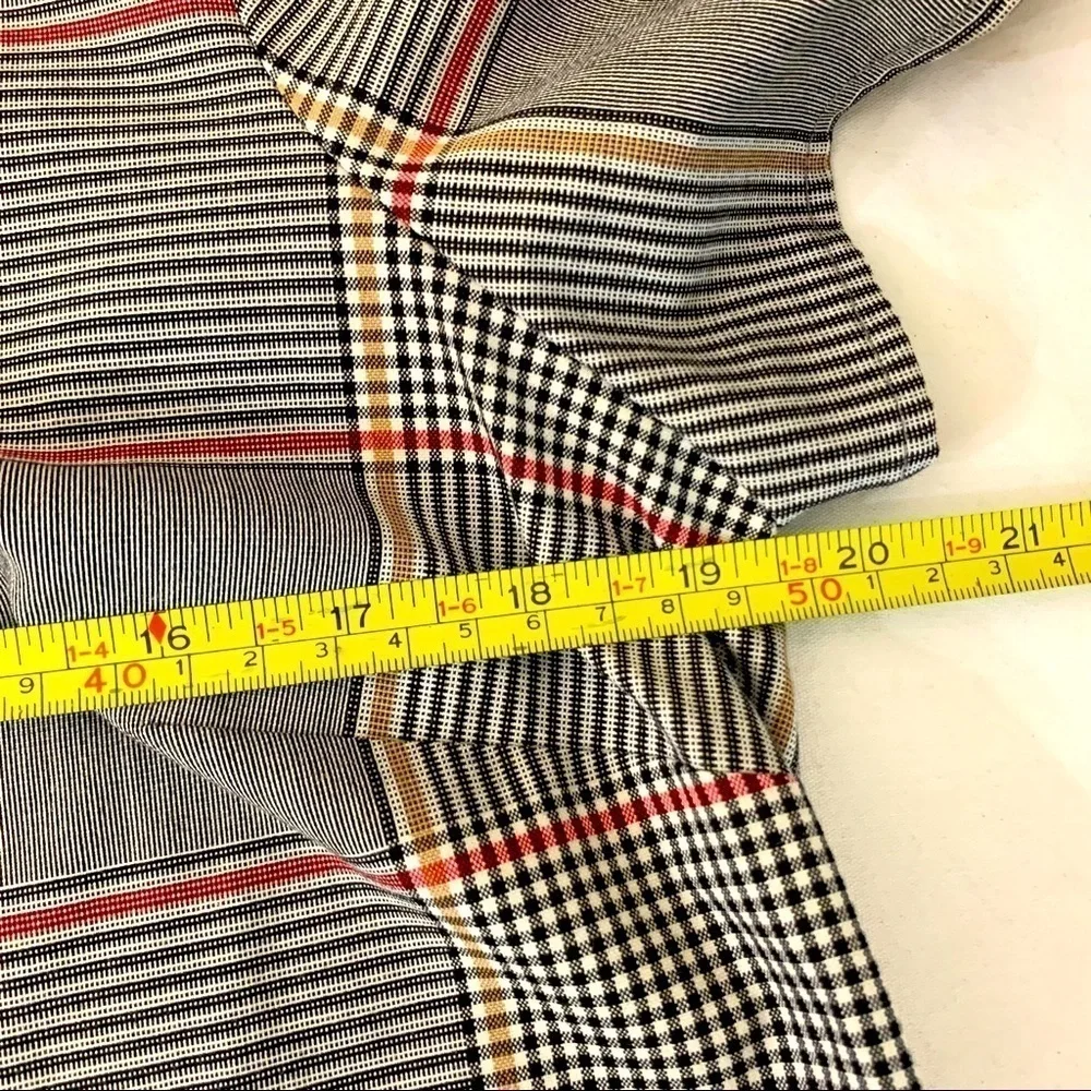 Liz Claiborne stylish plaid