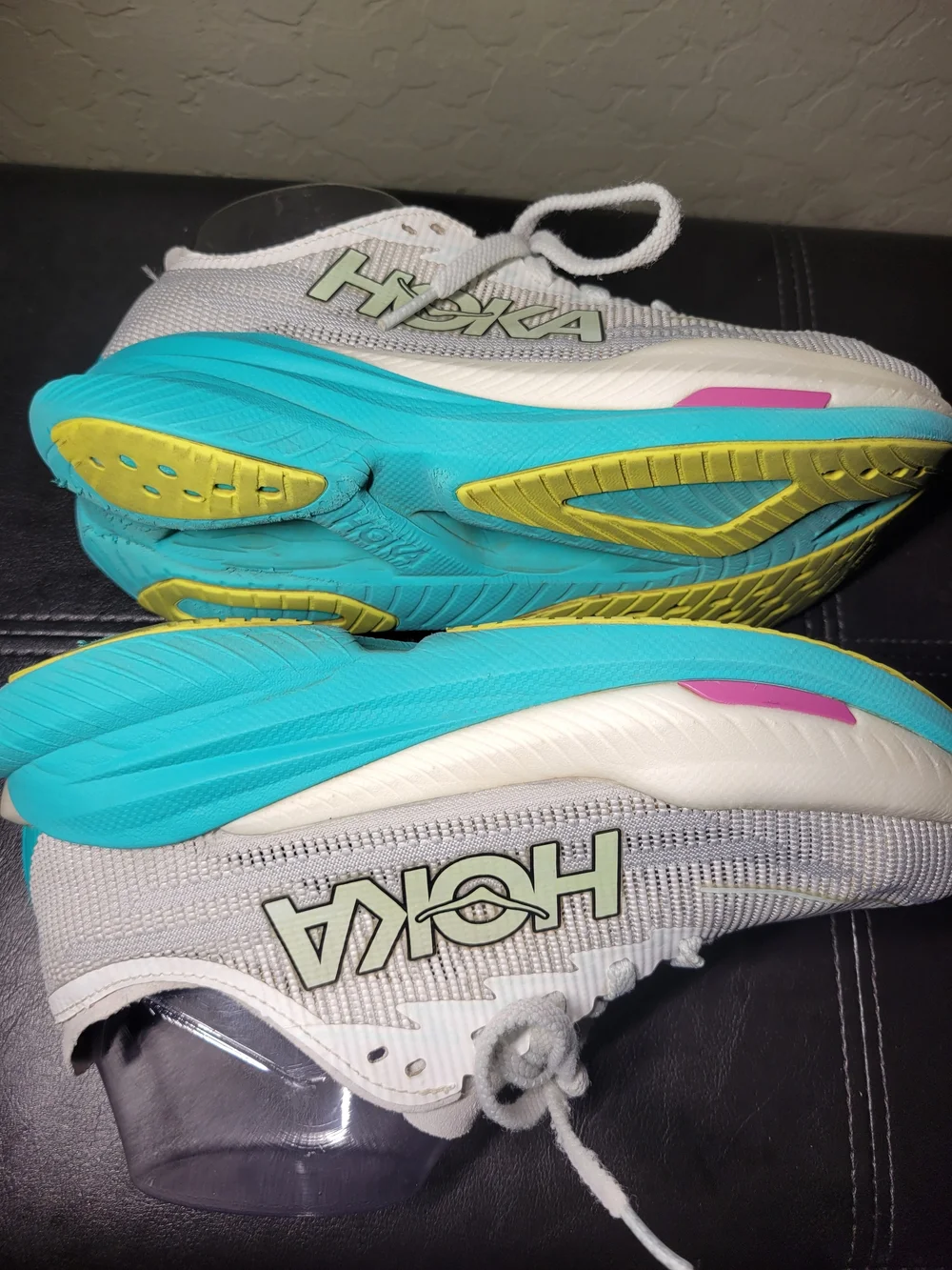 Hoka step up