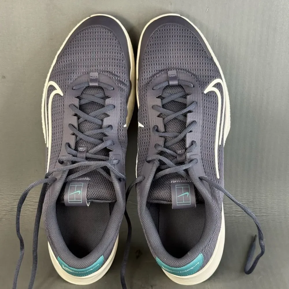 Nike gently used