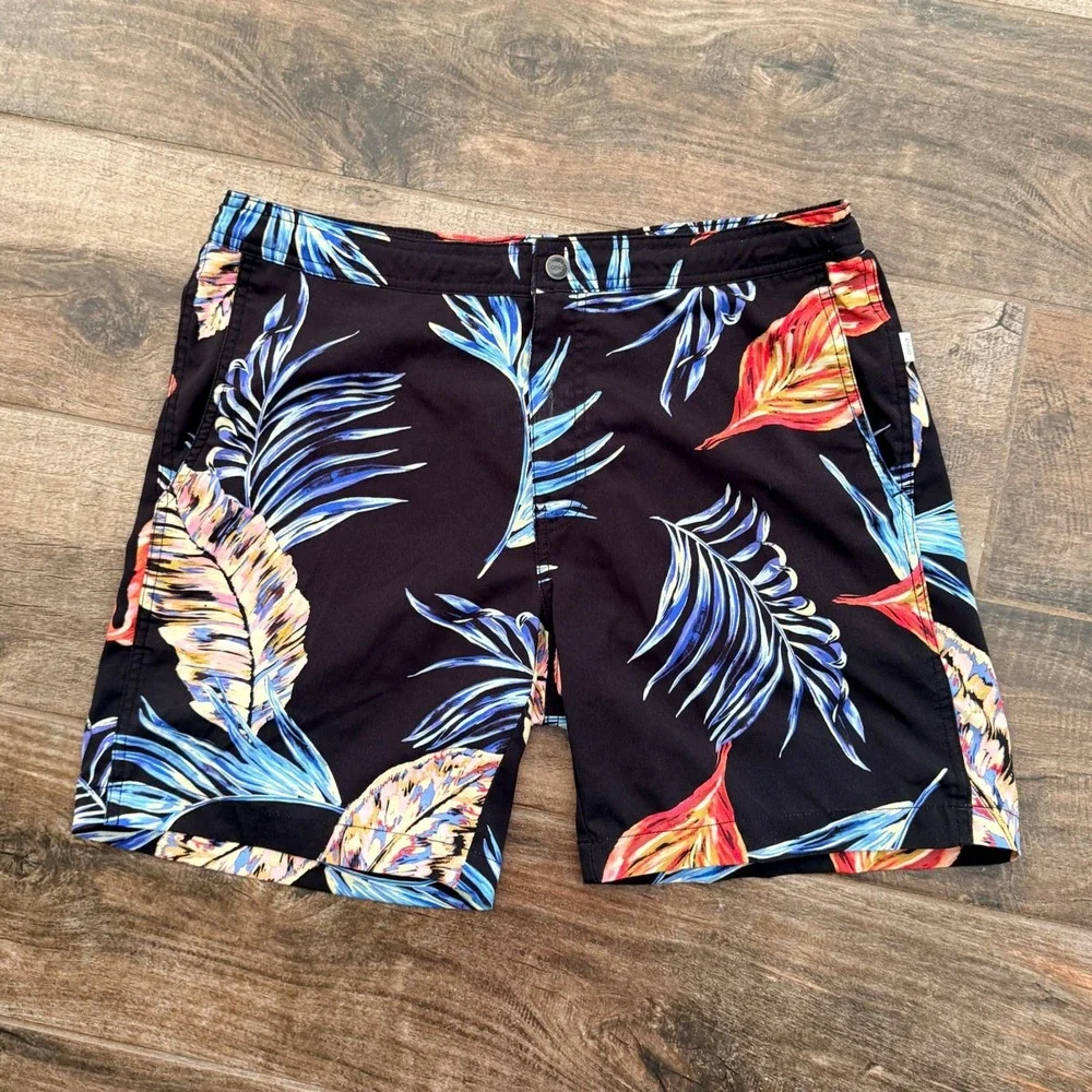 Onia Men's Calder Tropical Leaf Print 6