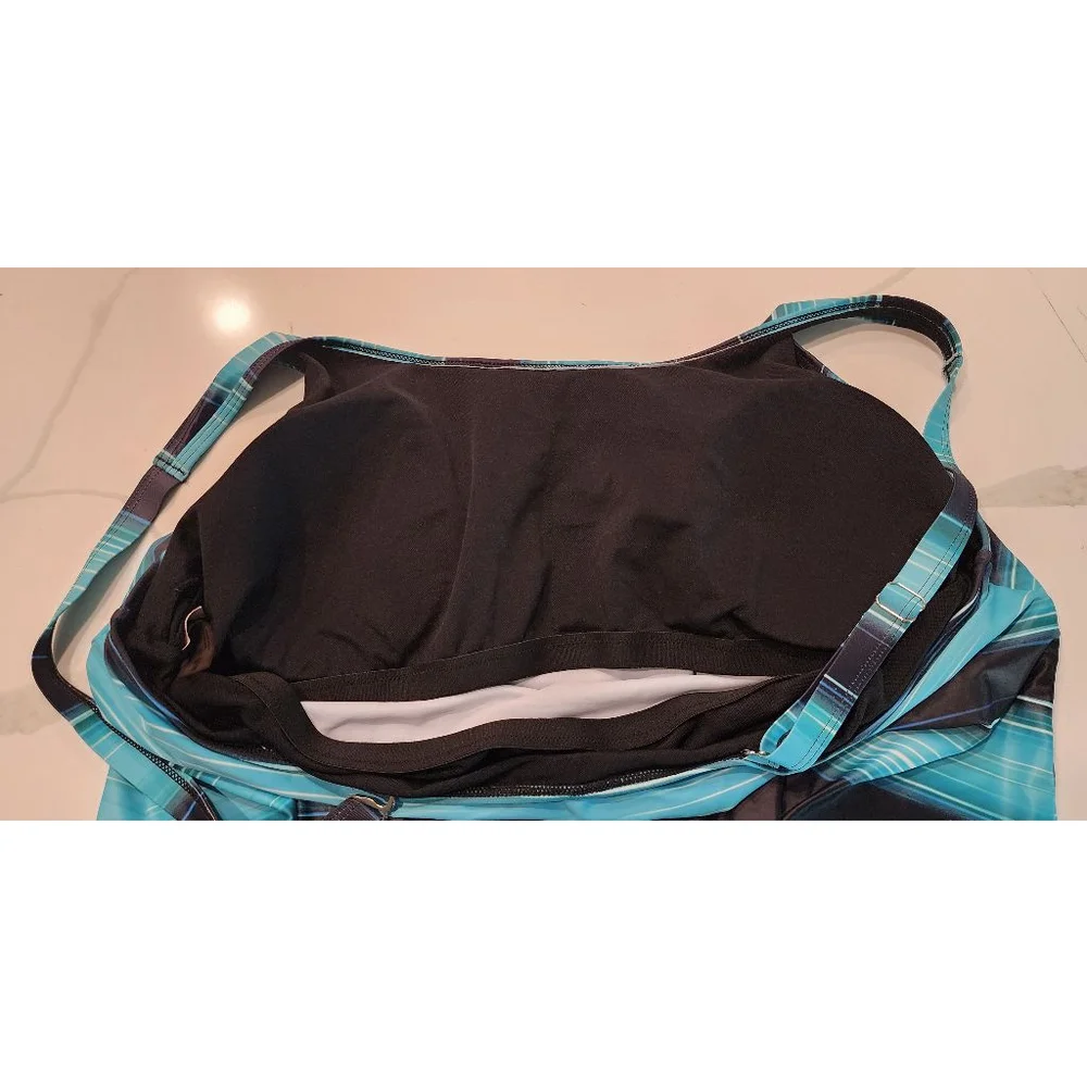Unbranded satisfaction teal