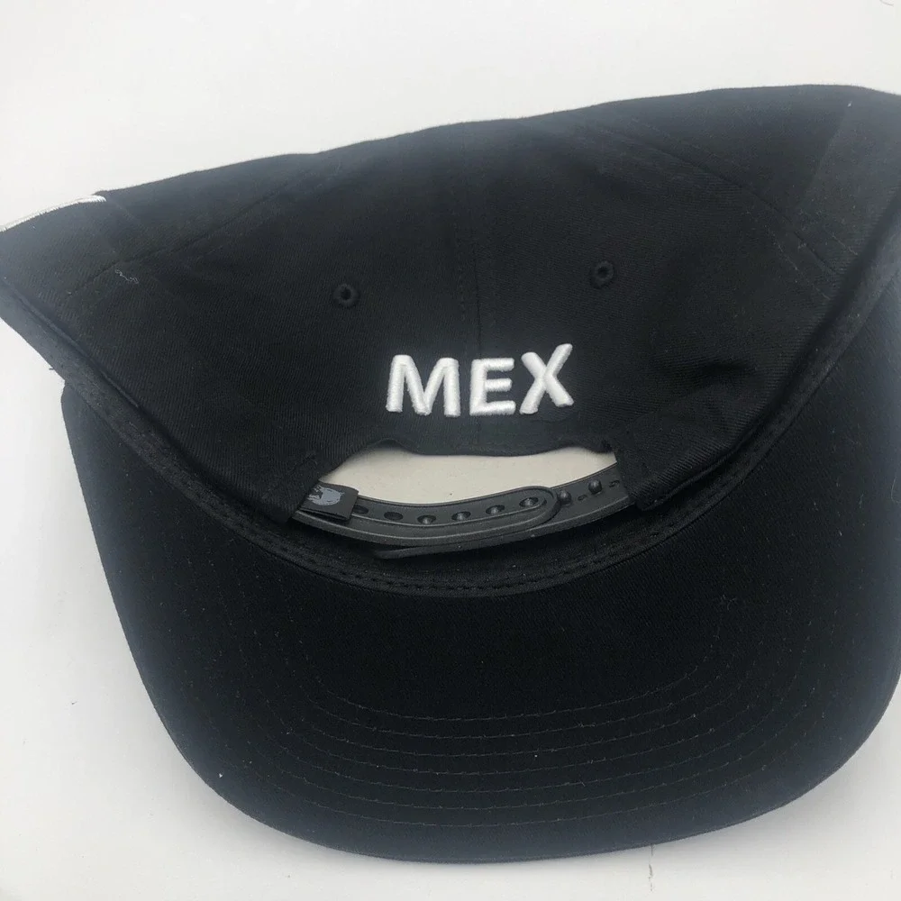 Snap mexican hat
