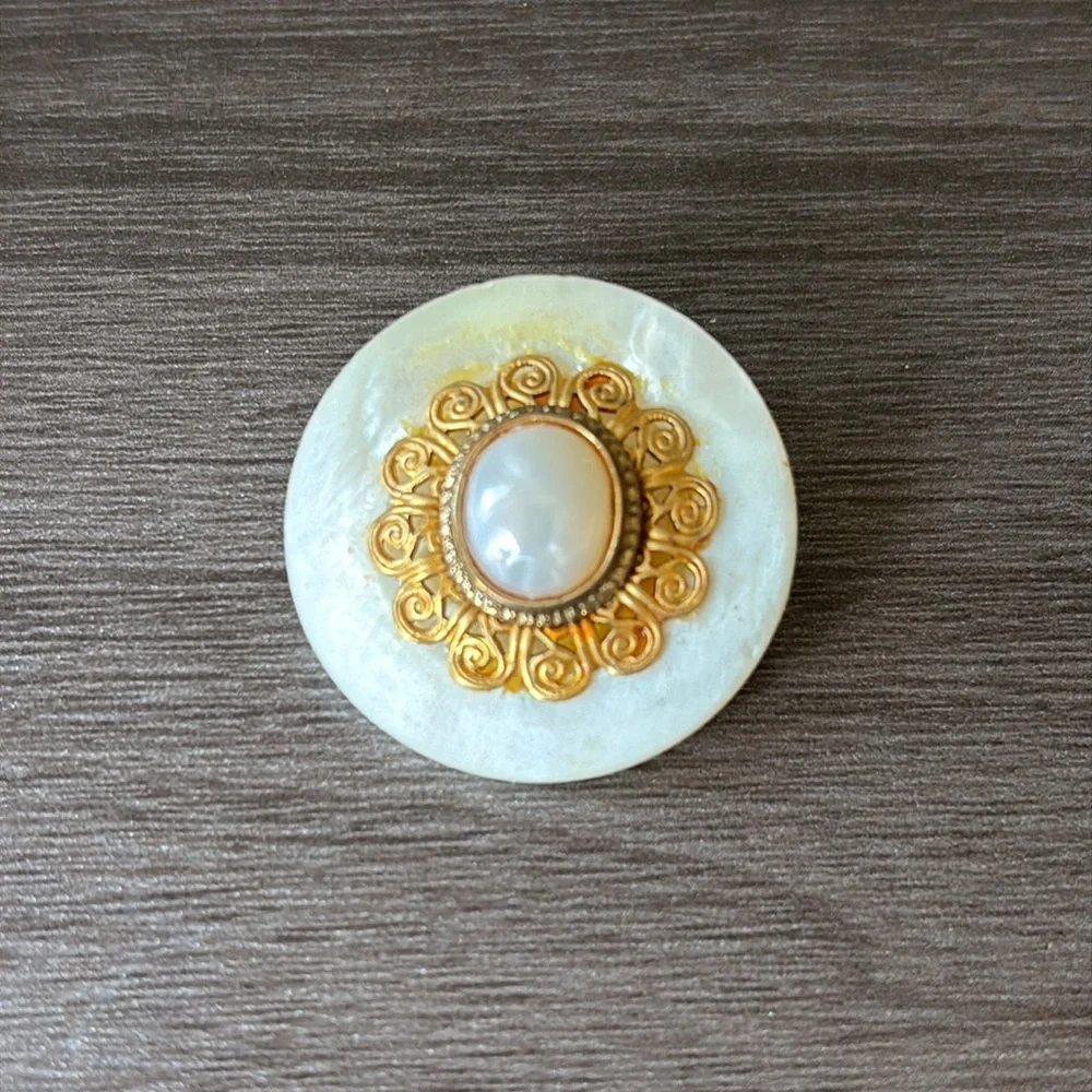 Antique Button Pins Embellished Brooches‎ (2)
