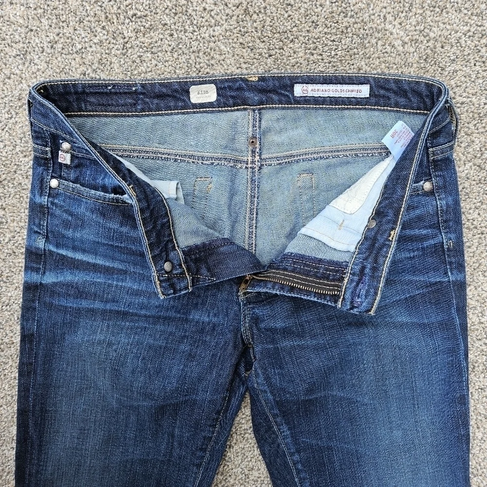 AG Adriano Goldschmied The Kiss Slim Straight Jeans Medium Wash Low Rise Sz 30R
