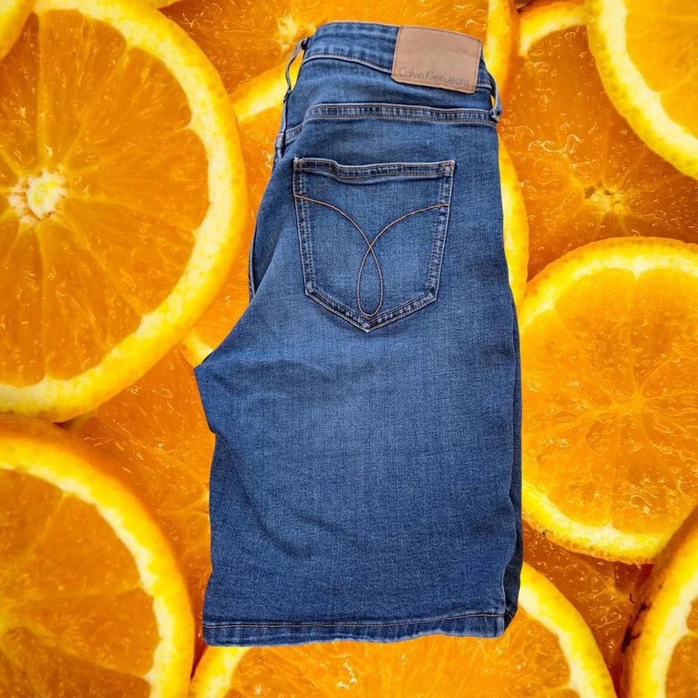 Calvin‎ Klein Jeans Bermuda Denim Shorts Size 6