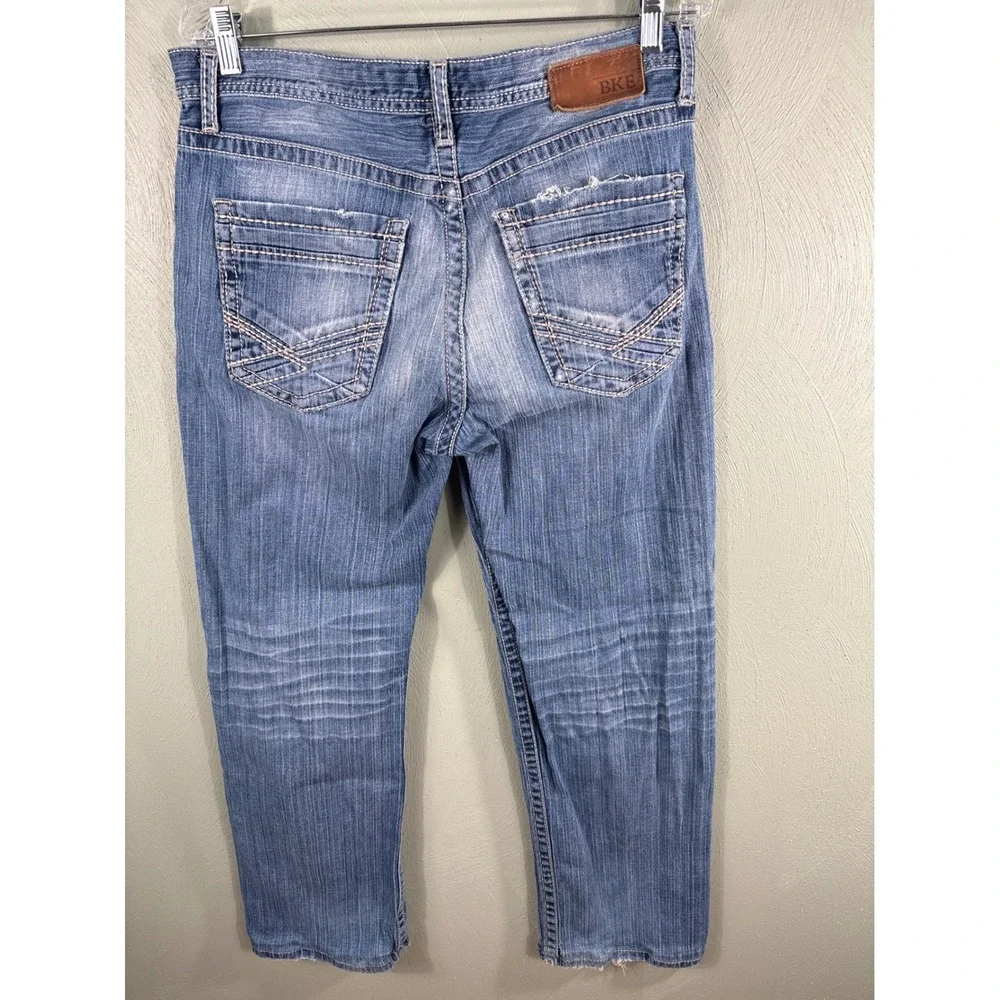 BKE Tyler Straight Tucker Men's Size 34R Medium Wash Blue Distressed Denim Jeans