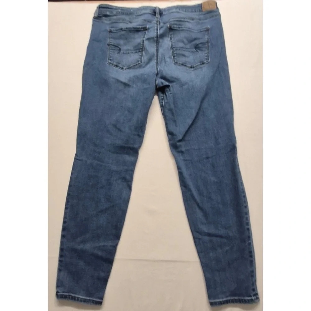 American Eagle Outfitters please see