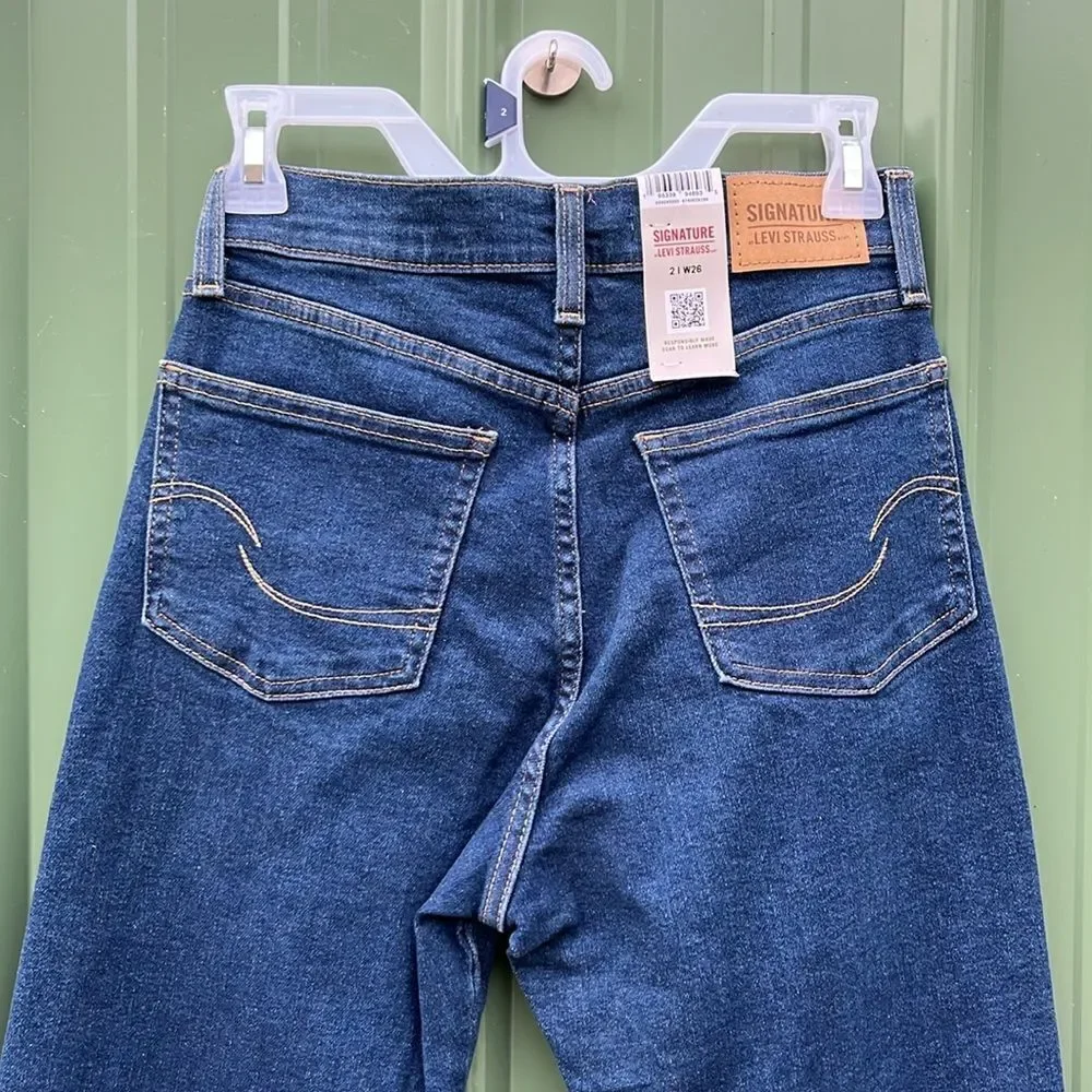 Levis 87% cotton