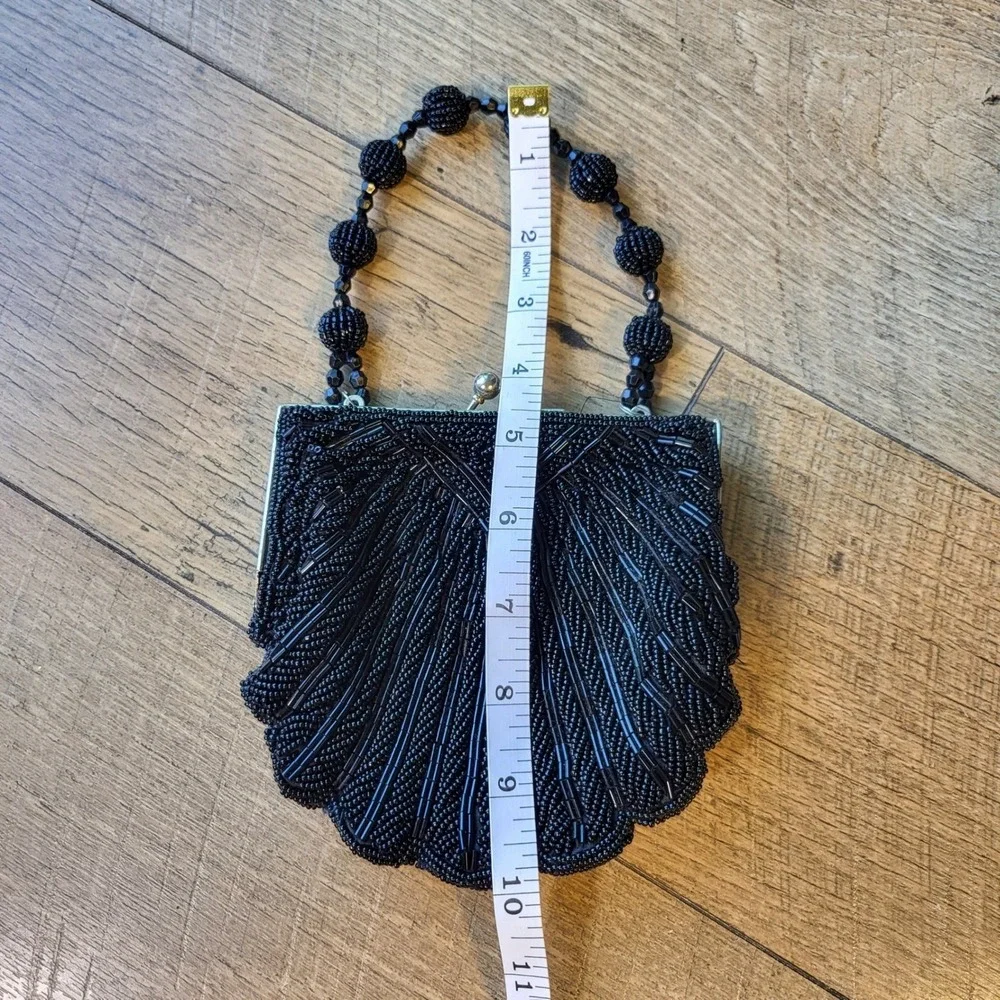 Vintage Black Beaded Shell Evening Bag Kiss Lock Clutch Beaded Handle Formal