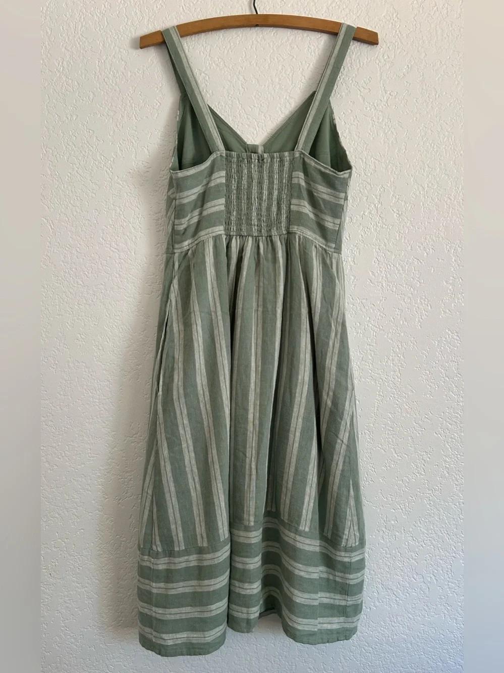 Universal Thread lightweight sage