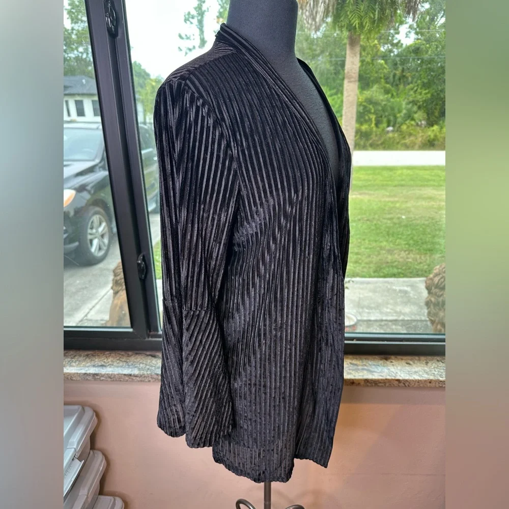 Isela this elegant