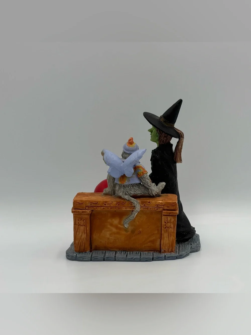 RARE Vintage Wizard Of Oz Wicked Witch & Winged Monkey Crystal Ball Ceramic Toy