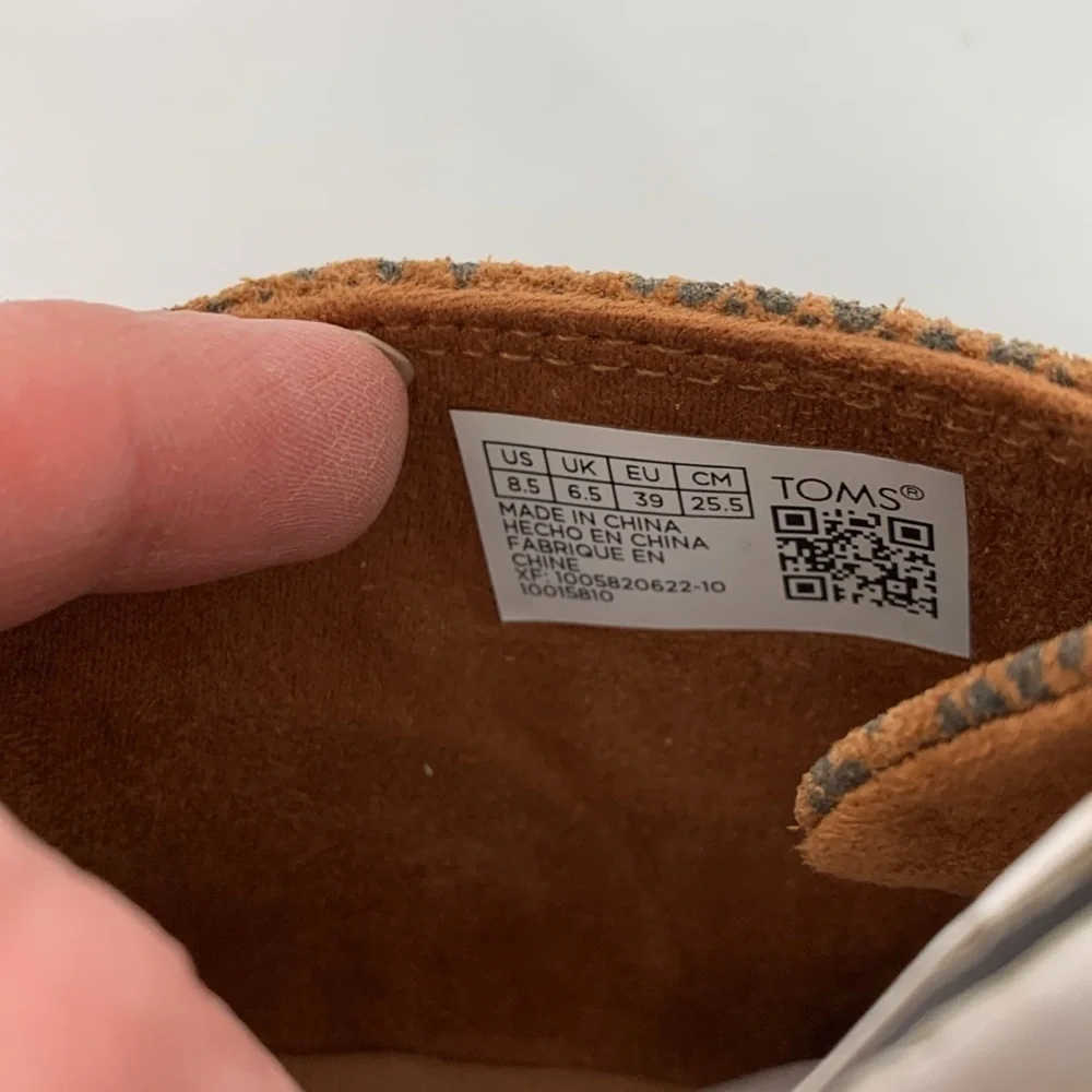 Toms kala wedge