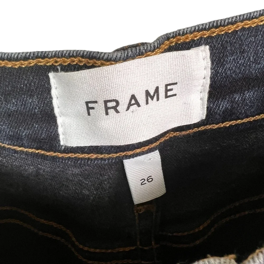 Frame Denim label signature
