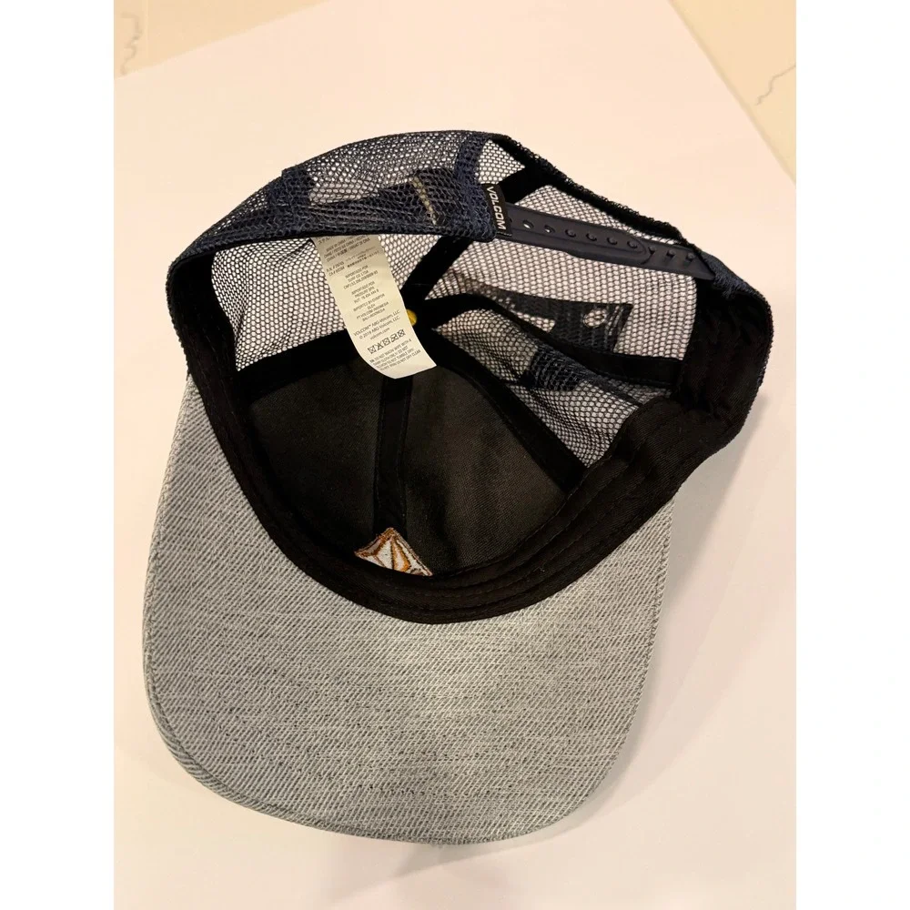 Volcom brand new