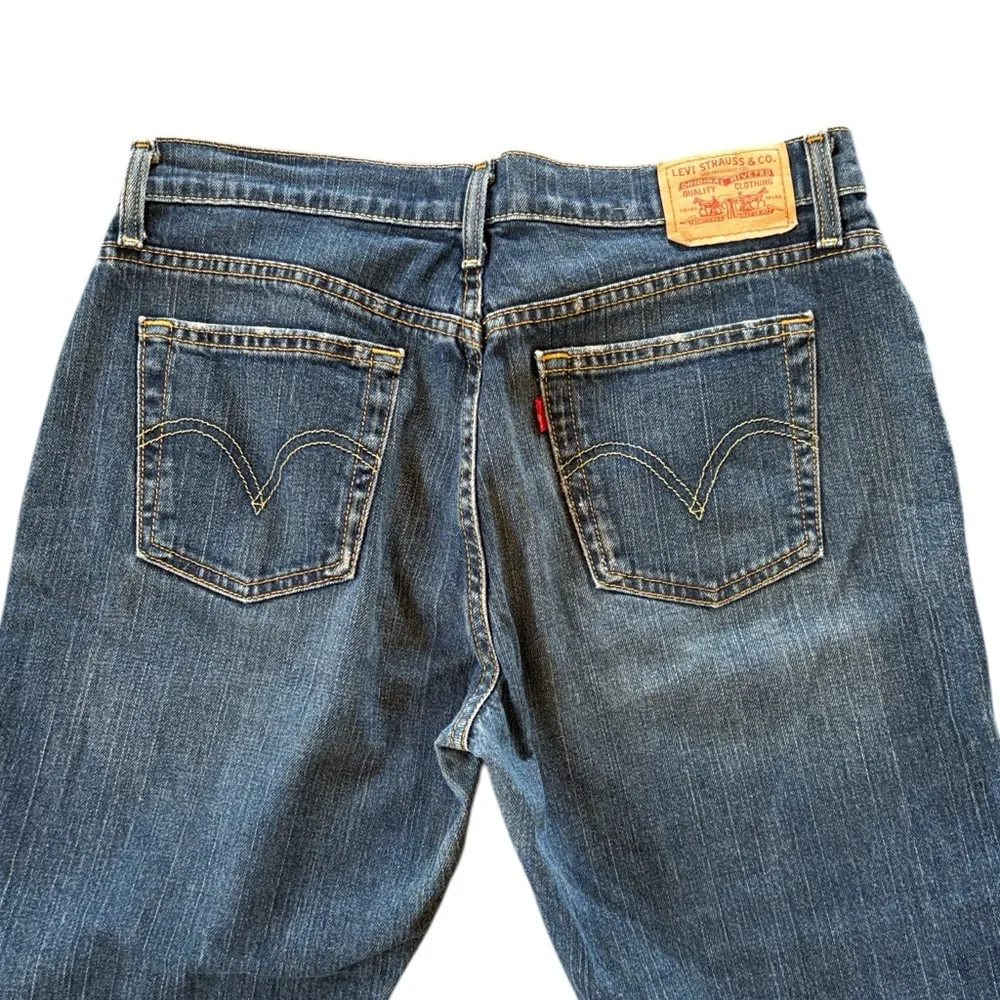 Levis 39 nonsmoking