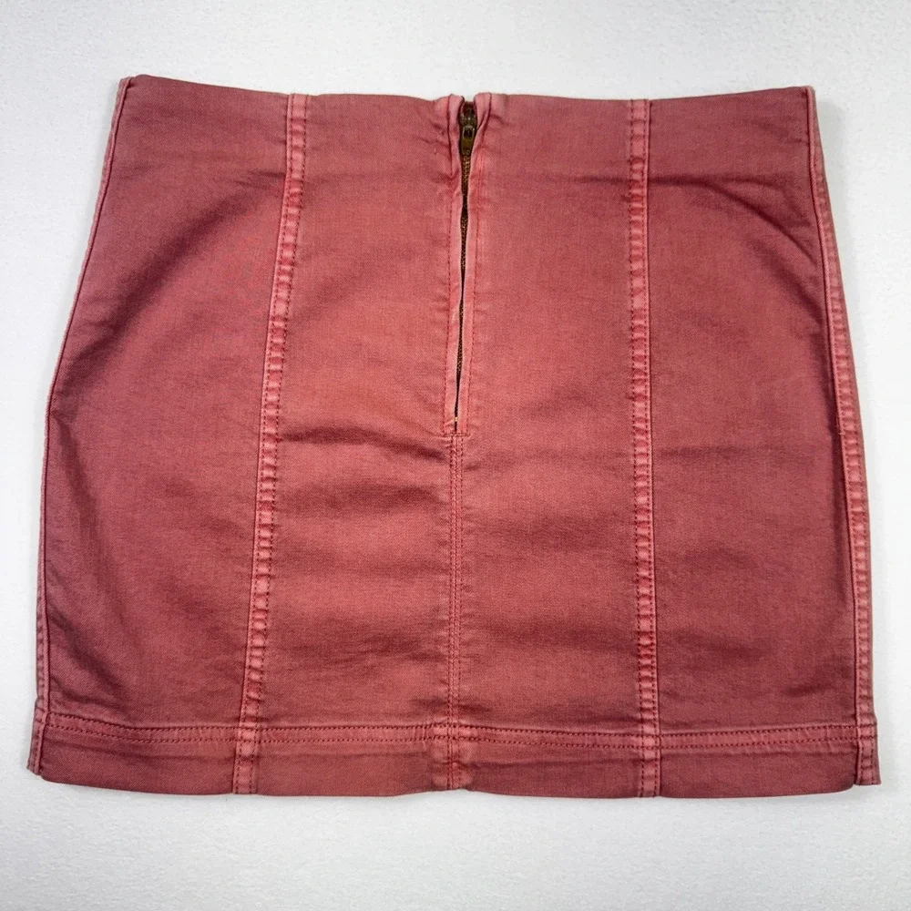 Jolt mini skirt