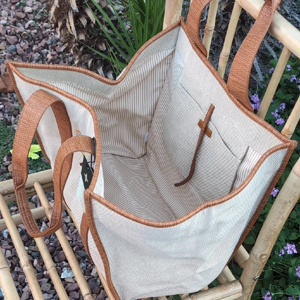 Tuckernuck stylish tote