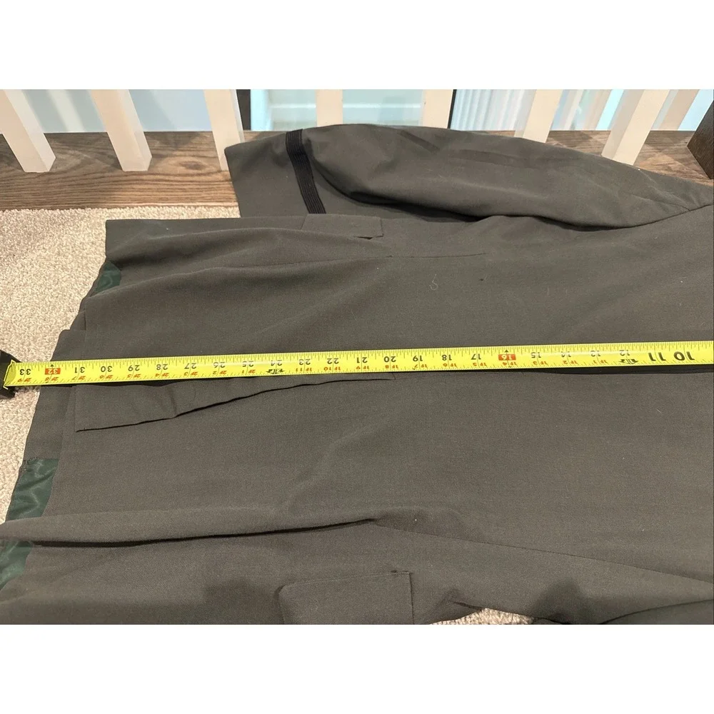 U.S. Army uniform excellent