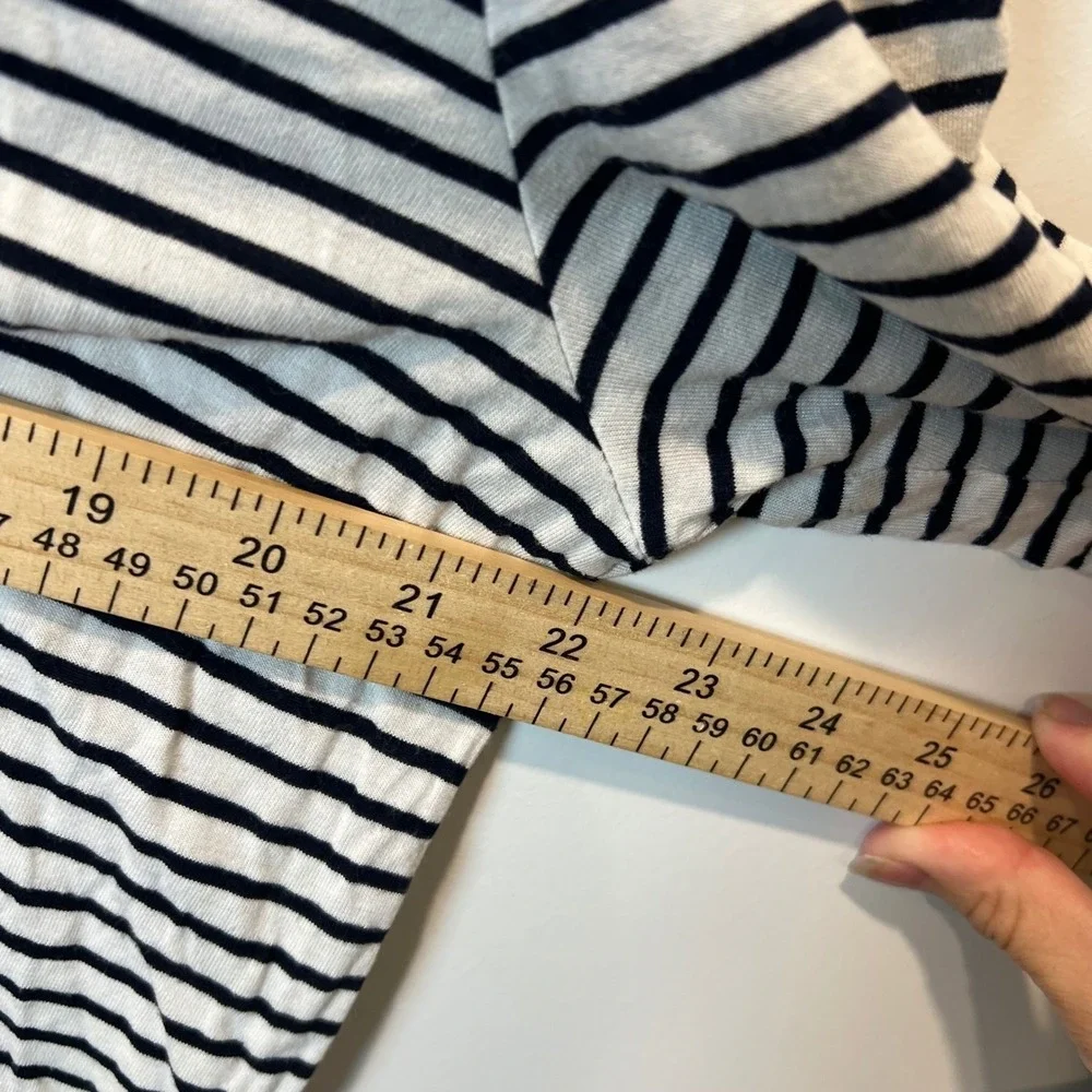 J. Crew neckline xl viscose