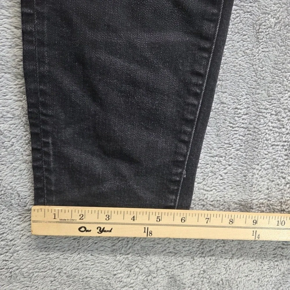 American Eagle Outfitters due than been