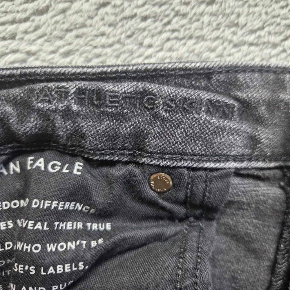 American Eagle Outfitters manufactures jeans