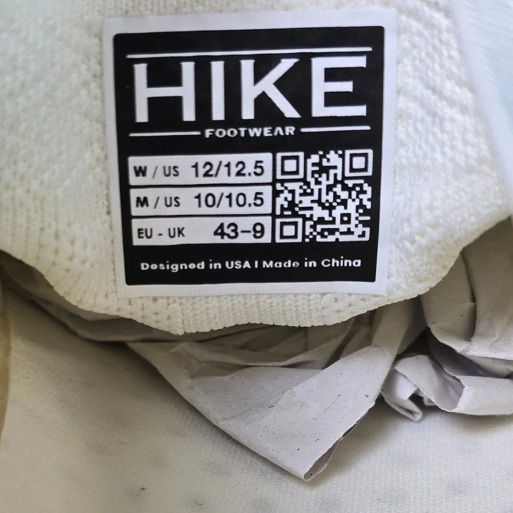 Hike Footwear flexible keywords