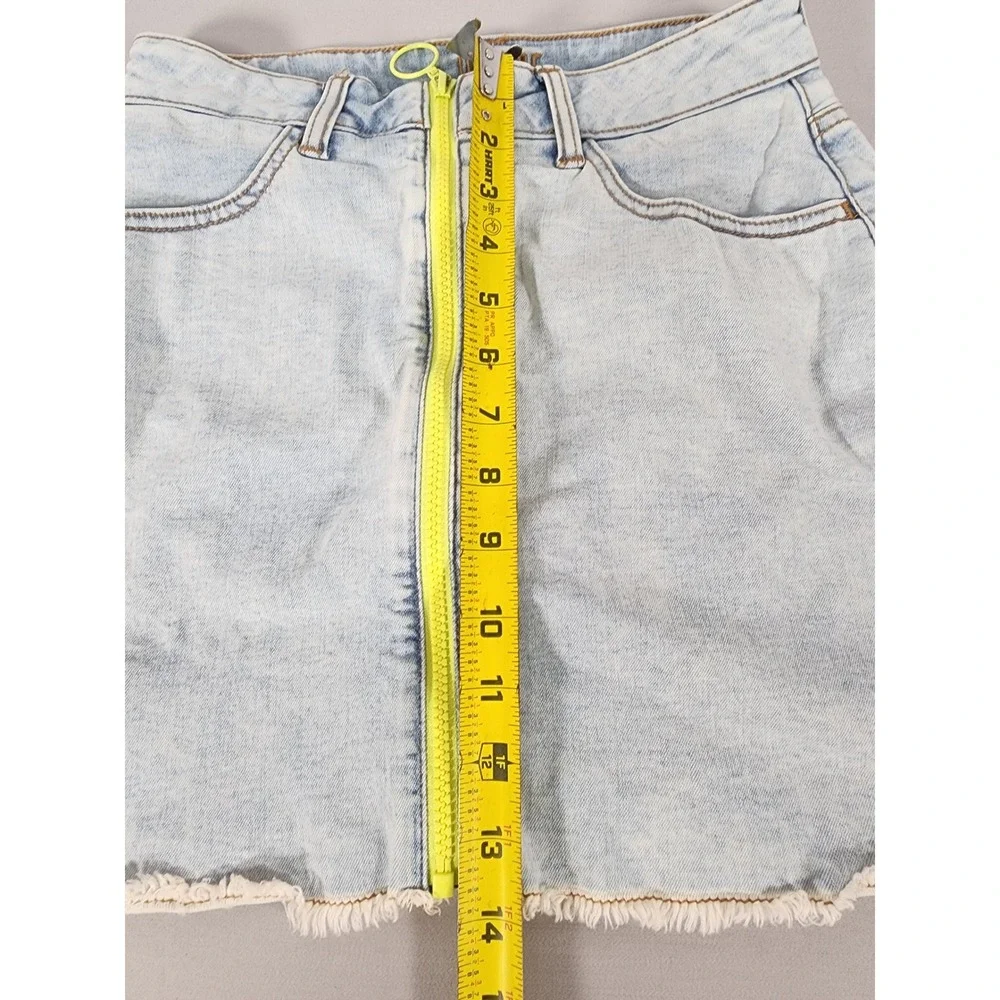 Justice Girls Light Wash Denim Skirt Neon Yellow Front Zip Frayed Hem Size 14