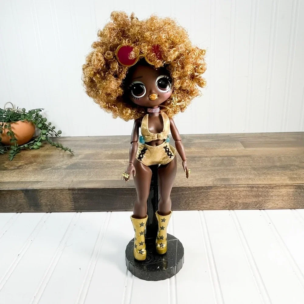 L.O.L. Surprise OMG Doll - Movie Magic Soul Doll‎ with accessories