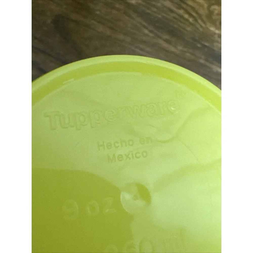 Tupperware vintage oz