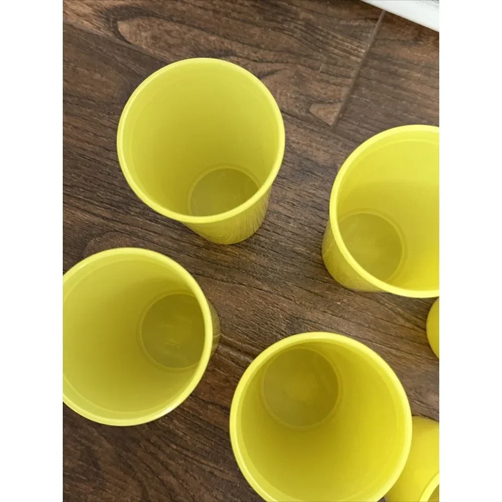 Tupperware vintage oz