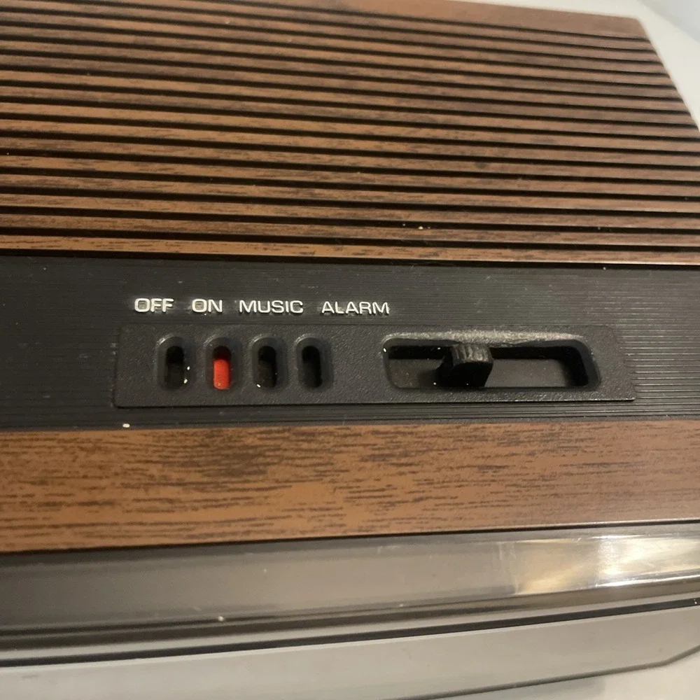 General Electric clock great