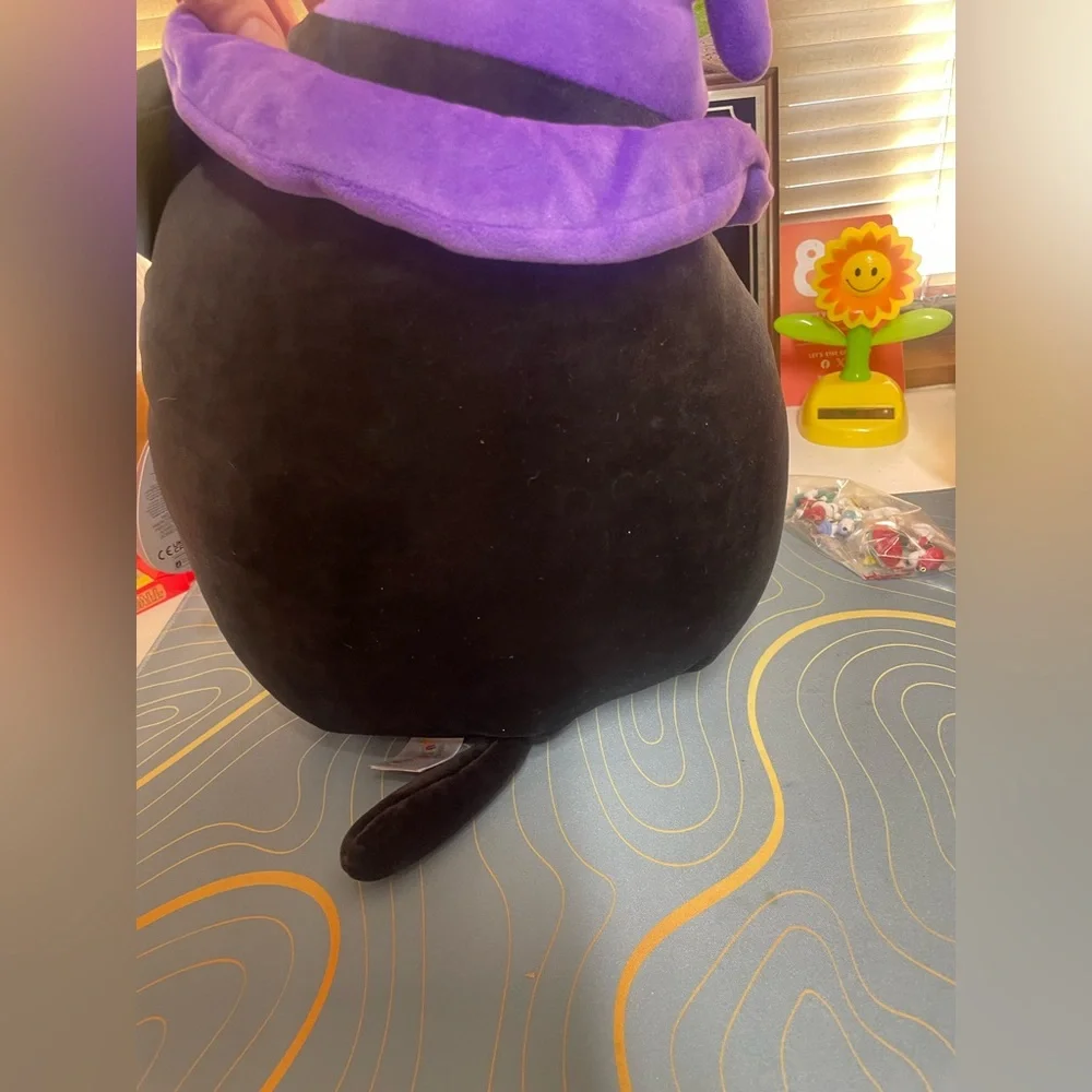 Squishmallows 12 inch Autumn the Witch Cat Halloween Potion Bottle Purple Hat