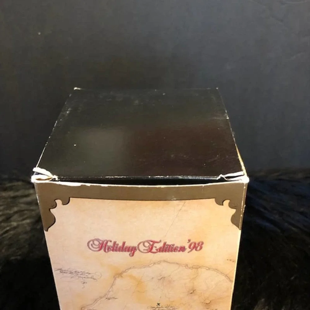 TEST ISSUE~~Celebration 1999 Vintage Limited Treasures 1998 Holiday Edition Bear