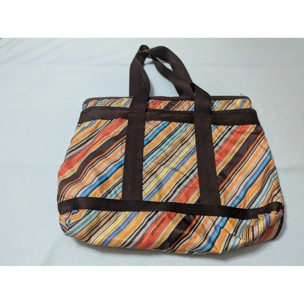 Lesportsac up any