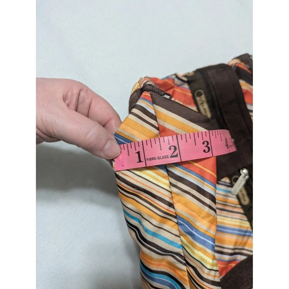 Lesportsac please reach