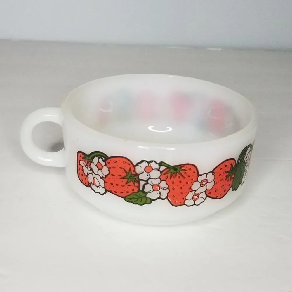 Glass bake  USA made handled bowl with  strawberries detail