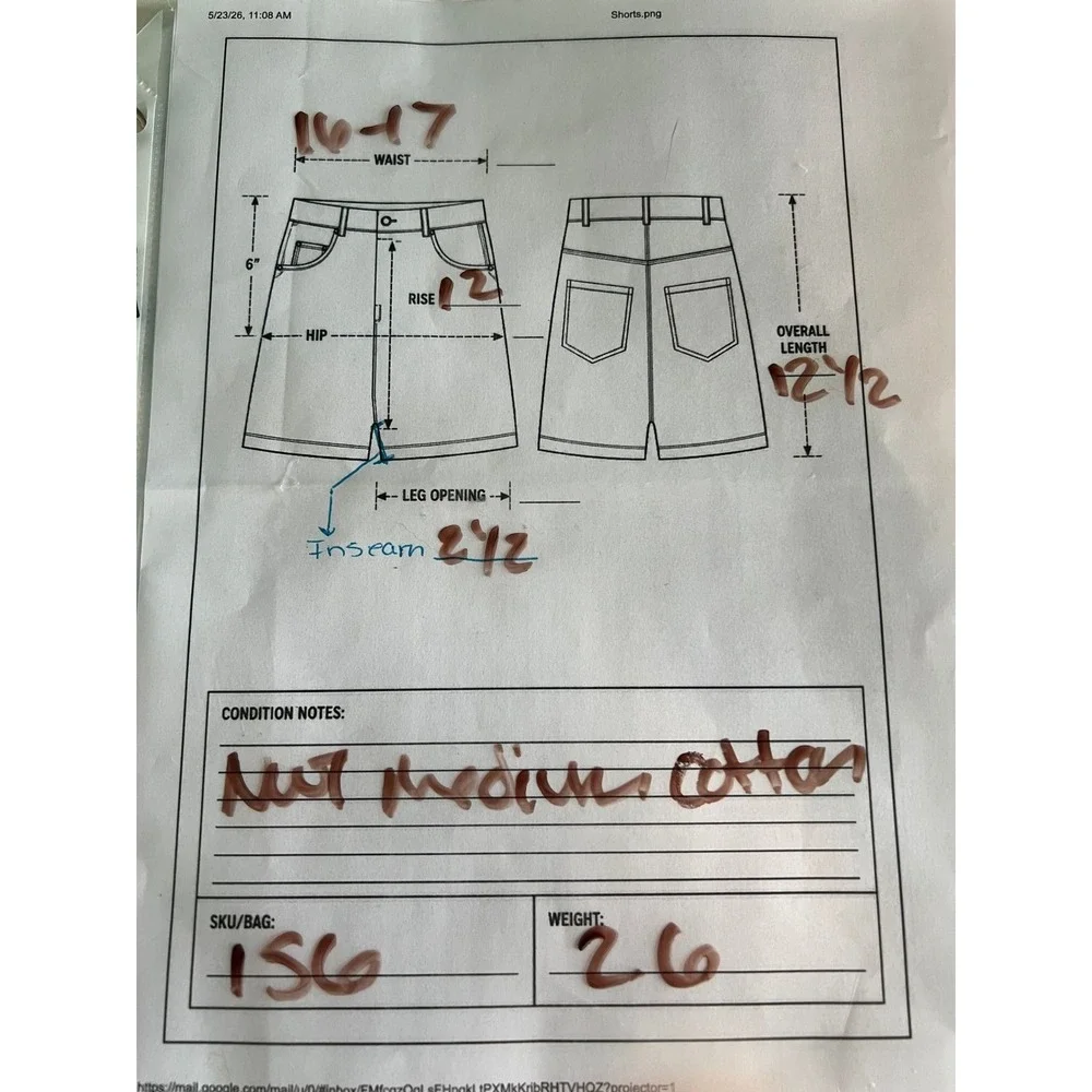 Hyde & EEK! Boutique measurements waist