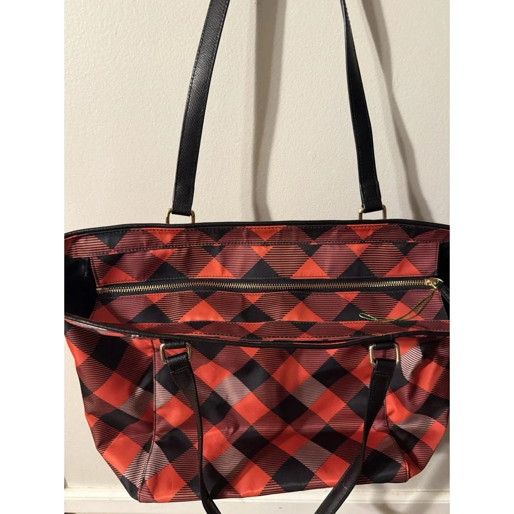 Vera Bradley part water