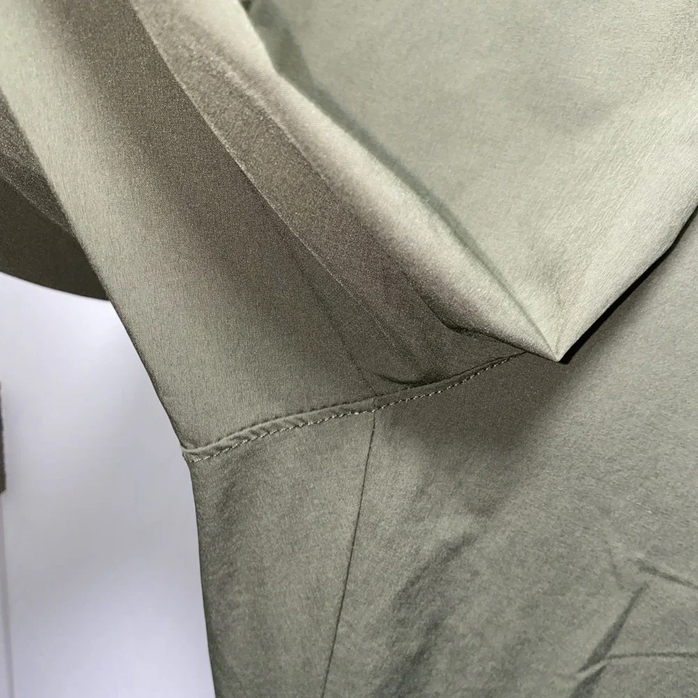 Eddie Bauer excellent medium